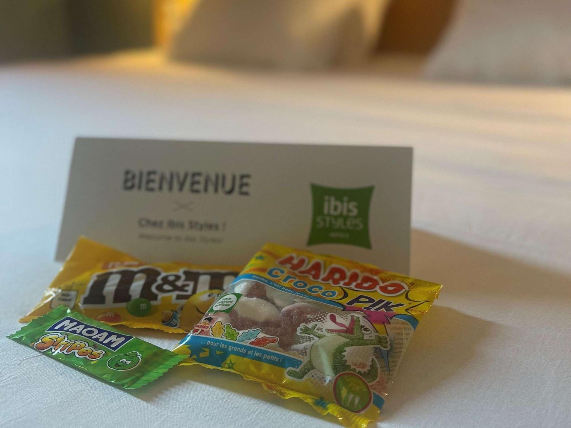 Ibis Styles Evry Lisses Hotel Ngoại thất bức ảnh